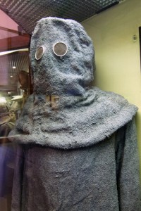 First World War gas mask. Photo © Thom Quine, via Creative Commons and flickr
