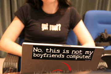 Not my boyfriend's computer. Photo © Marta Manso, via flickr, Creative Commons, and www.facebookcom/LadyPainPhoto